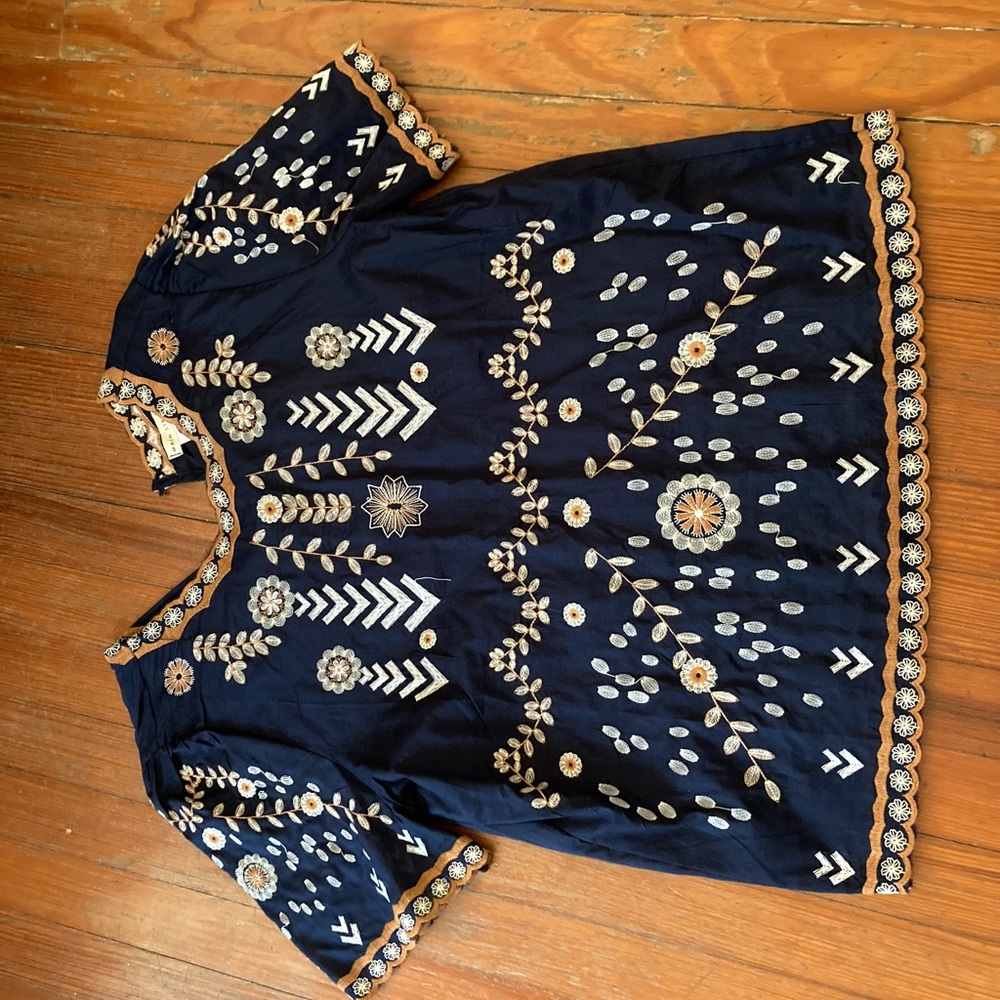 Embroidered boutique blouse